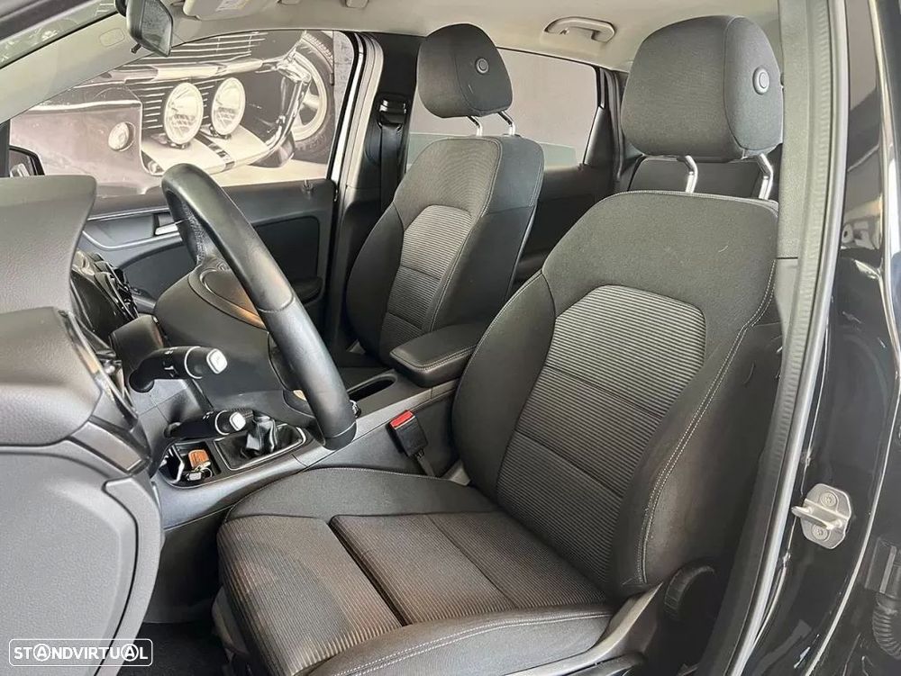 Mercedes-Benz B 180 - 8