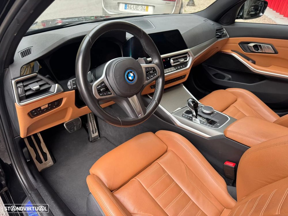 BMW 330 e Pack M Auto - 2