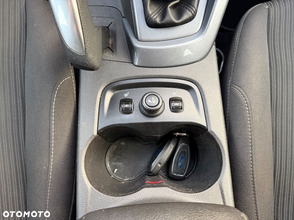Ford Focus 1.6 Ti-VCT Titanium - 29