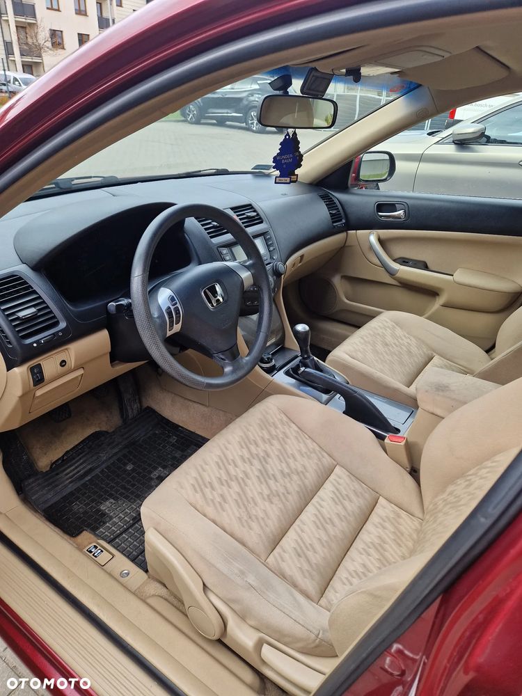 Honda Accord 2.0 Comfort - 6
