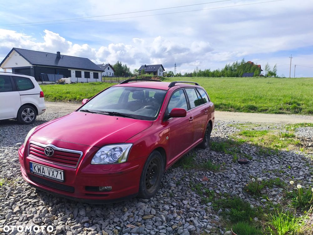 Toyota Avensis 1.8 VVT-i Combi - 2