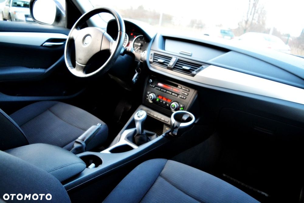 BMW X1 sDrive18d xLine - 5