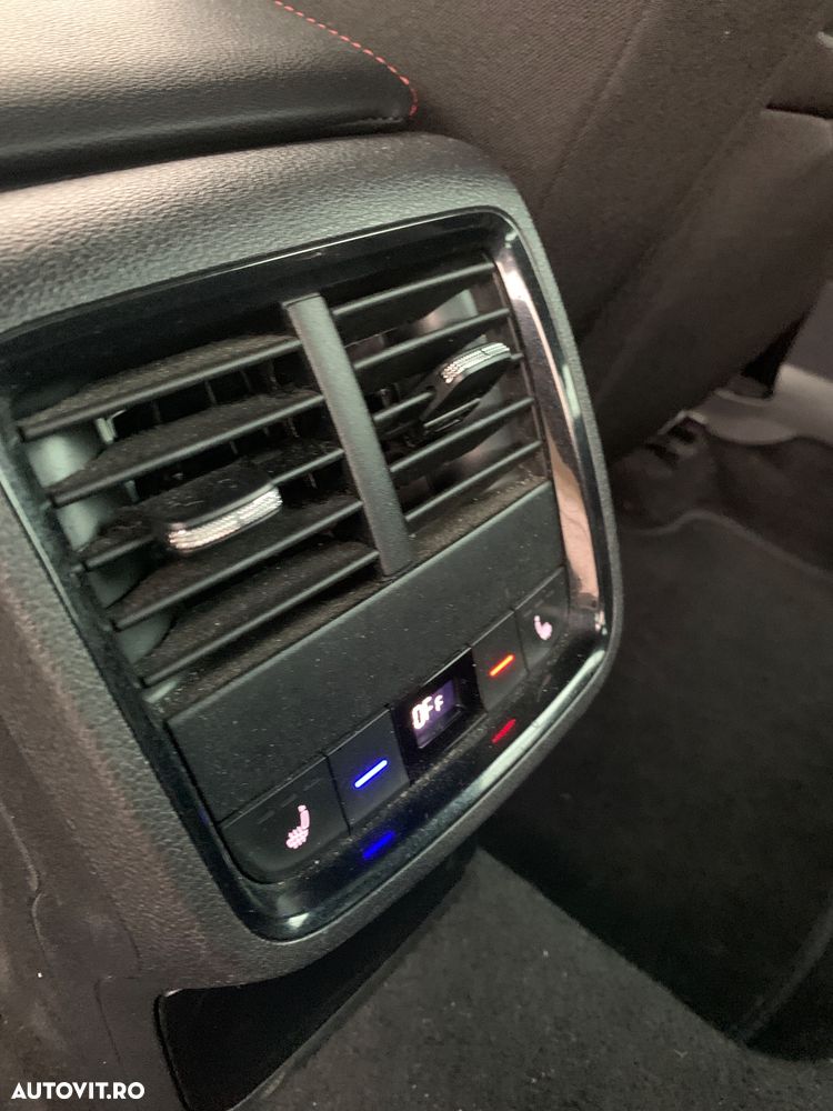 Skoda Octavia 2.0 TDI DSG RS Plus - 17