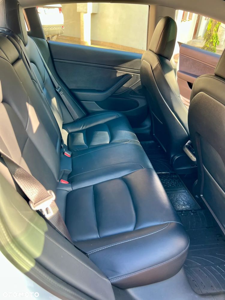Tesla Model 3 - 27