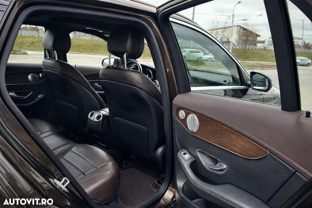 Mercedes-Benz GLC - 7