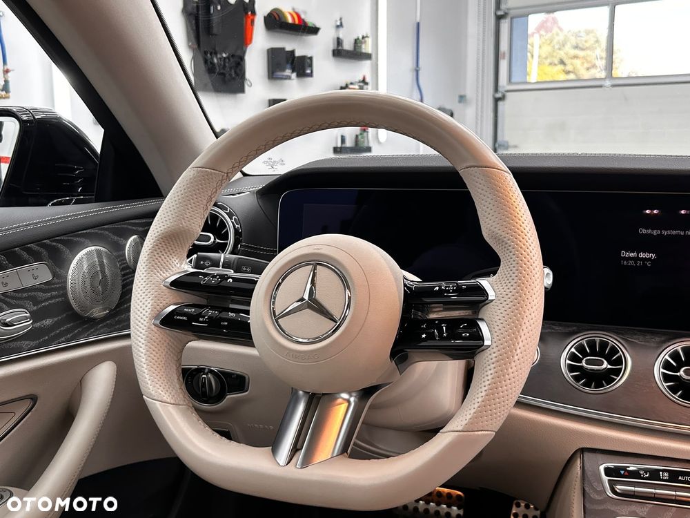 Mercedes-Benz Klasa E - 17