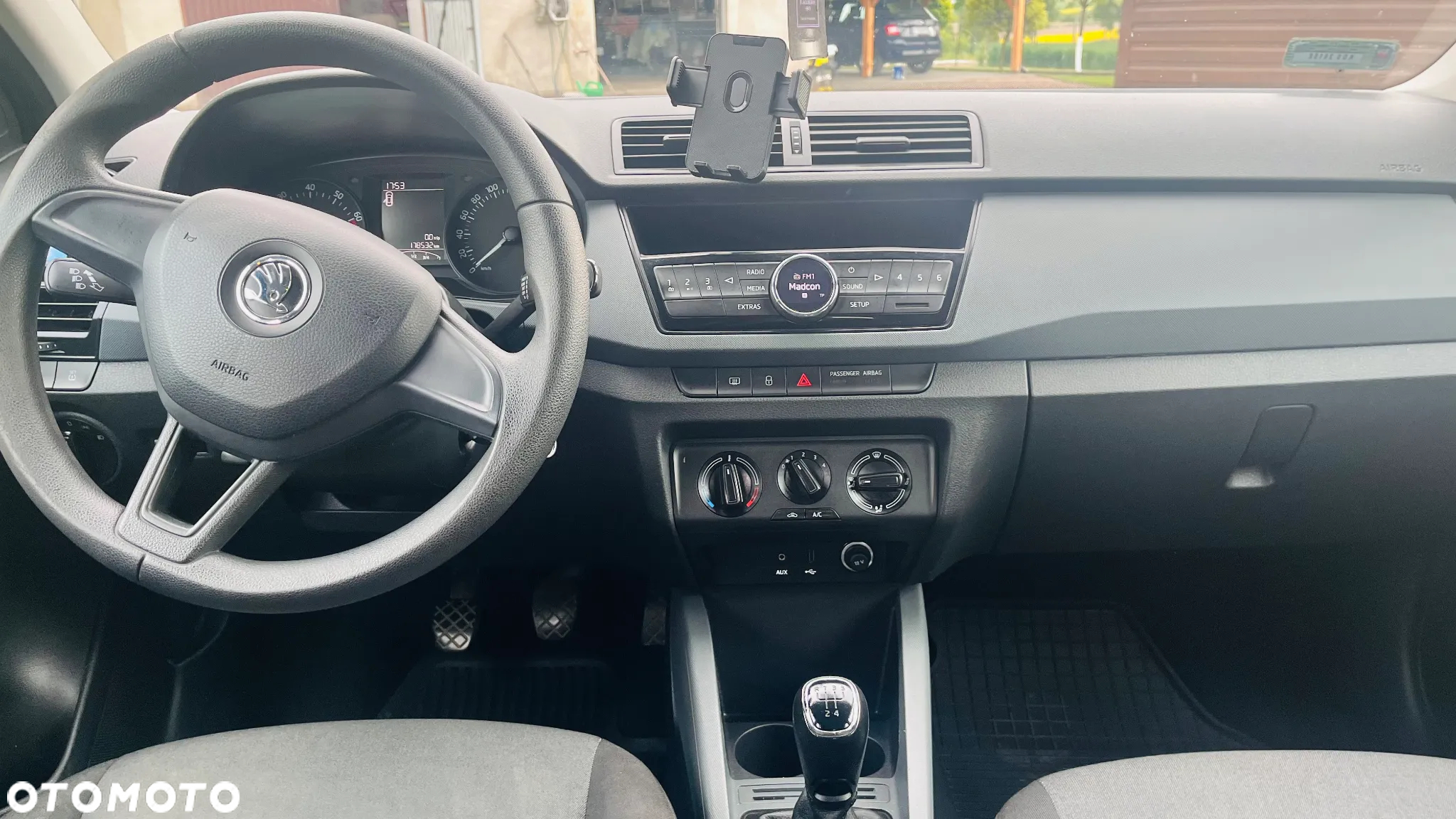 Skoda Fabia 1.2 TSI Active - 9