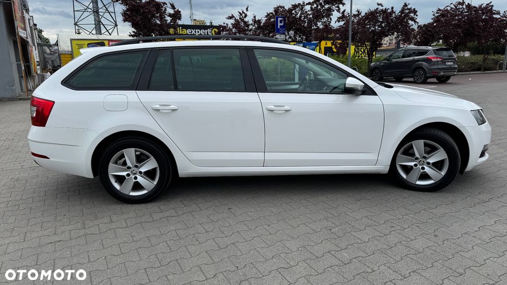 Skoda Octavia 1.6 TDI Ambition - 6