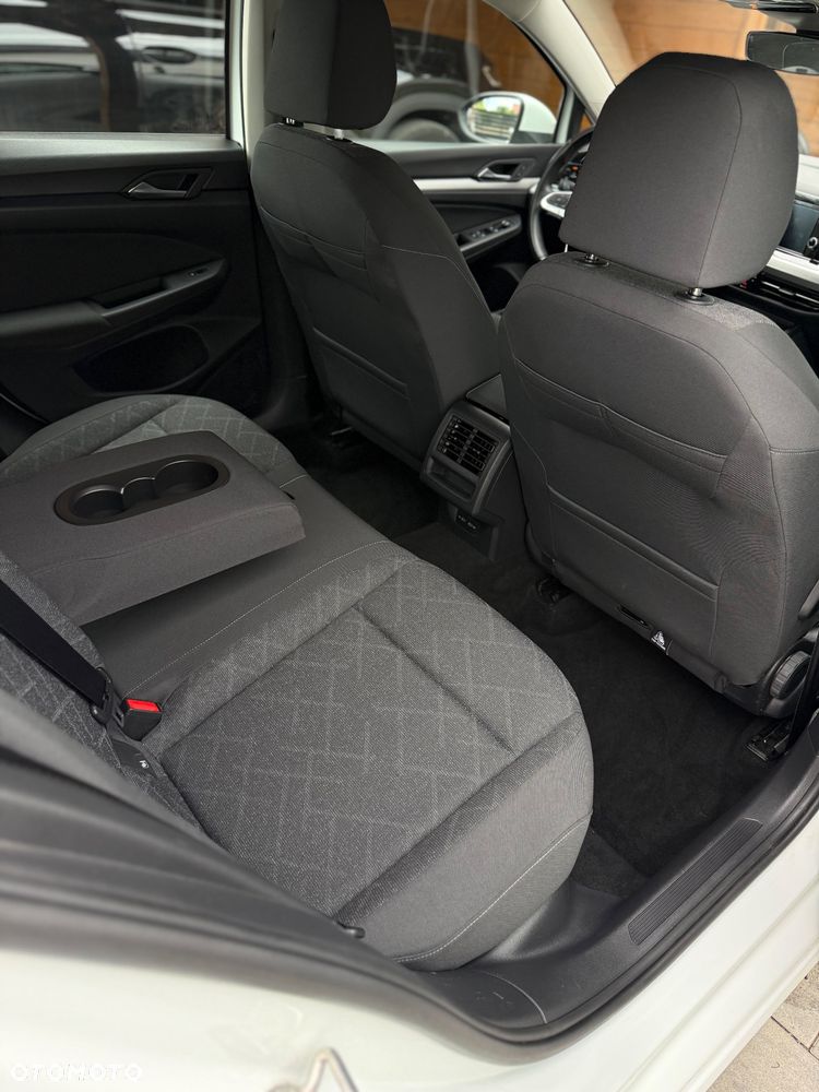Volkswagen Golf 1.5 eTSI Life DSG - 21