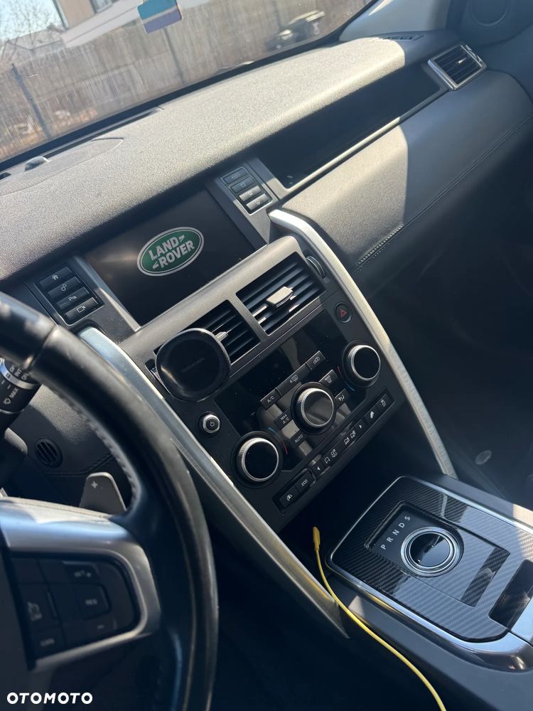 Land Rover Discovery Sport D150 - 11