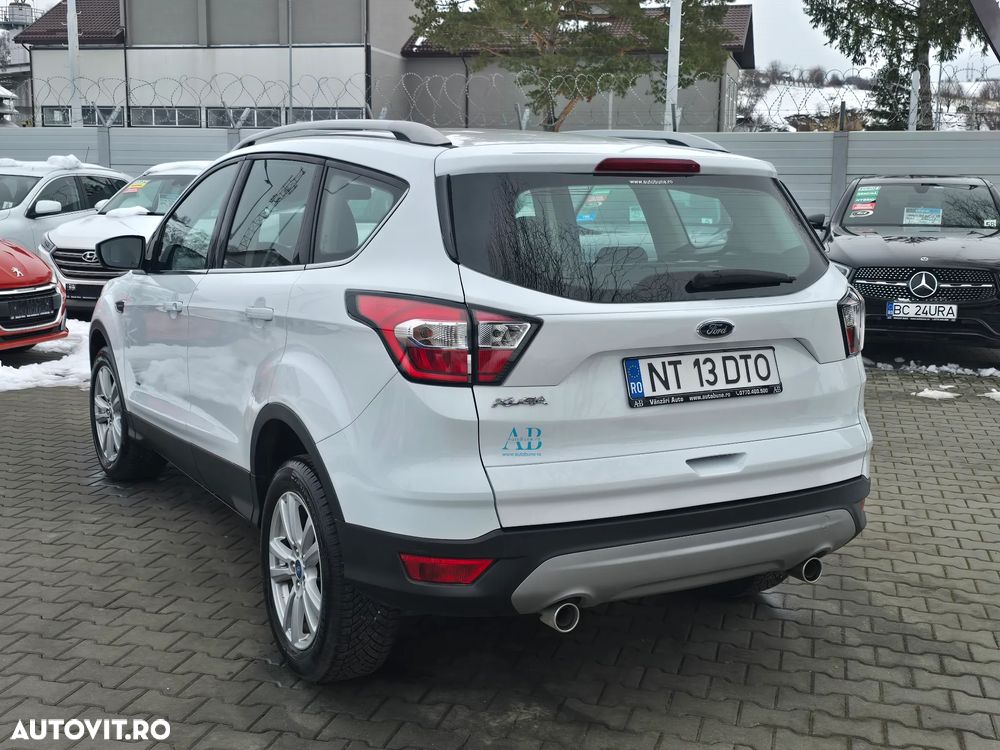 Ford Kuga 2.0 EcoBlue Aut. 4x4 TITANIUM - 3