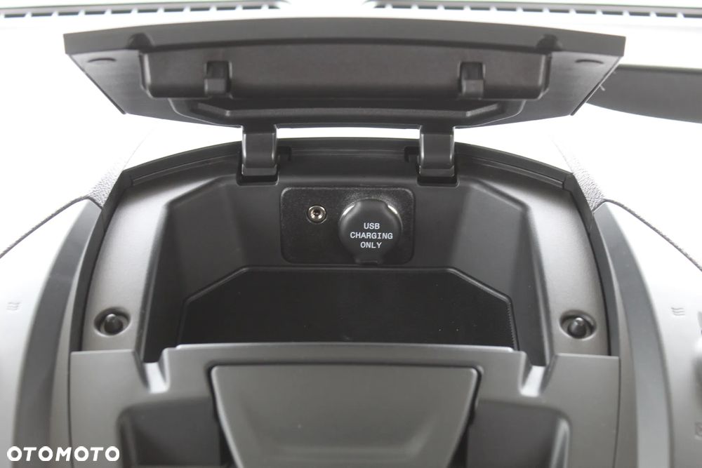 Ford Tourneo Courier 1.5 TDCi Trend - 14