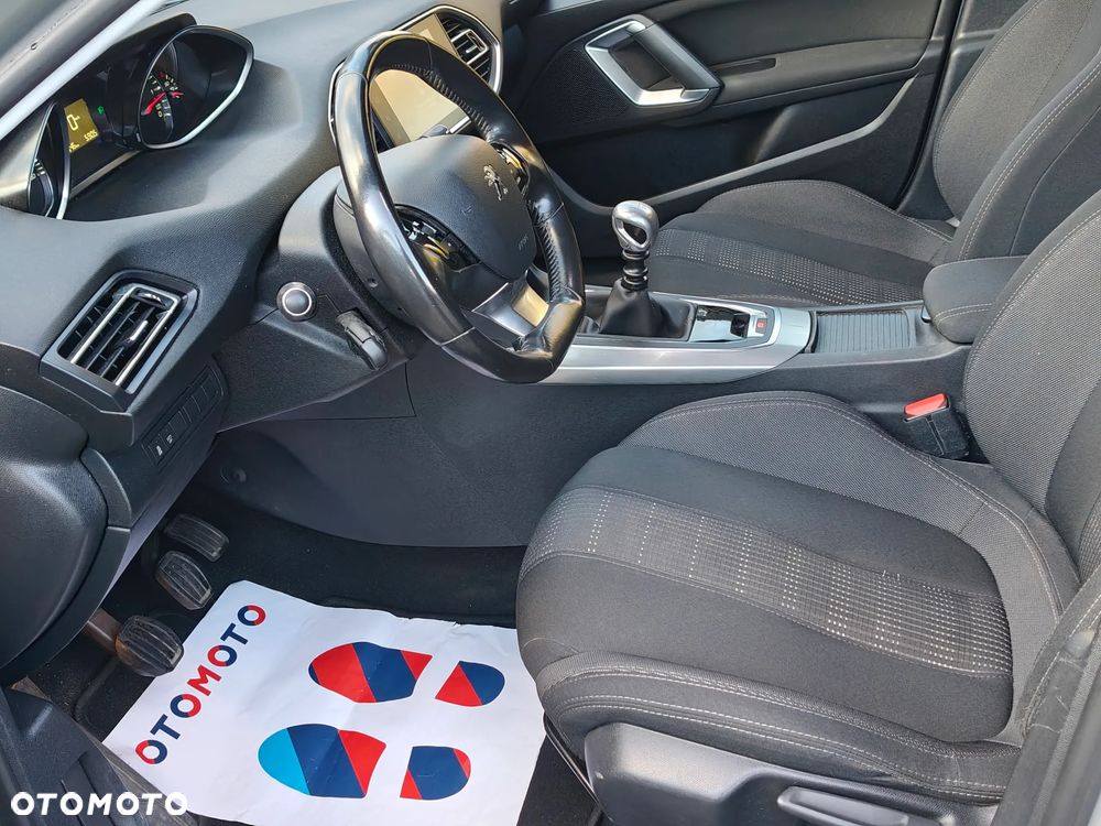 Peugeot 308 2.0 HDi Active - 12