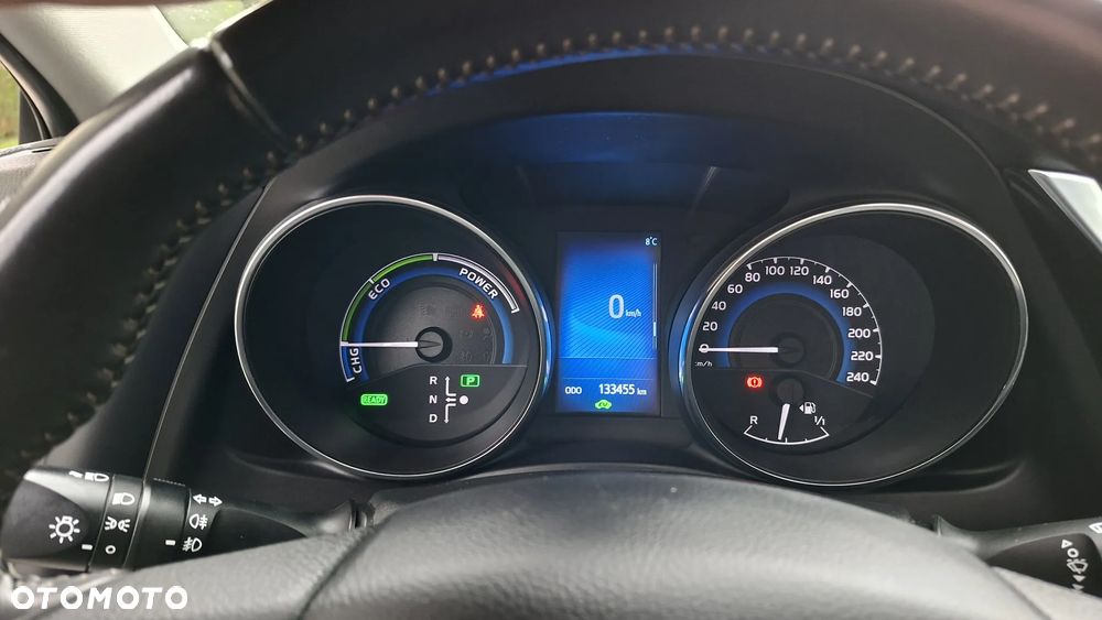 Toyota Auris 1.8 HSD Luna - 33