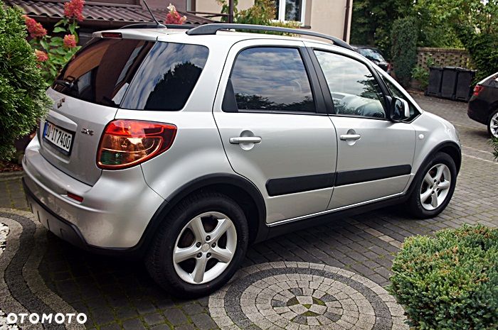 Suzuki SX4 1.6 VVT 4x2 Comfort - 10