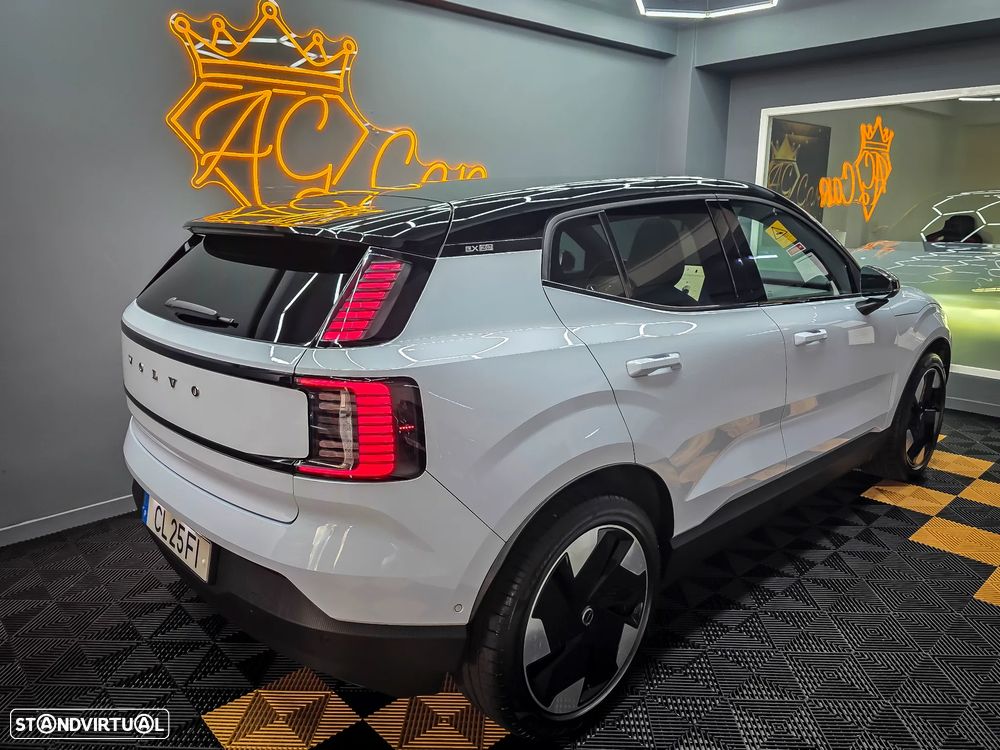 Volvo EX30 Twin Motor Performance AWD Ultra - 13