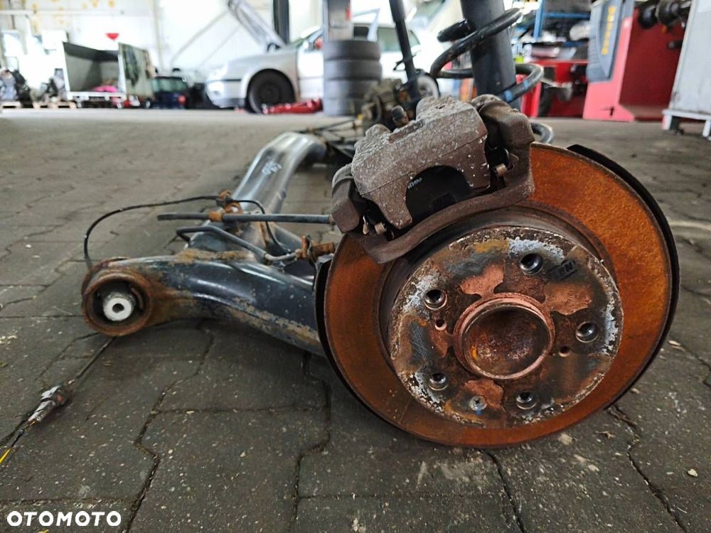 BELKA TYŁ OŚ ZAWIESZENIA SUZUKI VITARA III 1.6 BENZYNA 120KM 2015 - 5