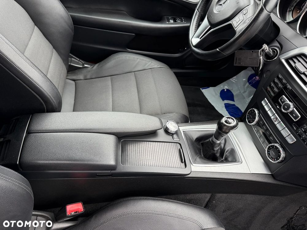 Mercedes-Benz Klasa C 180 BlueEFFICIENCY - 23