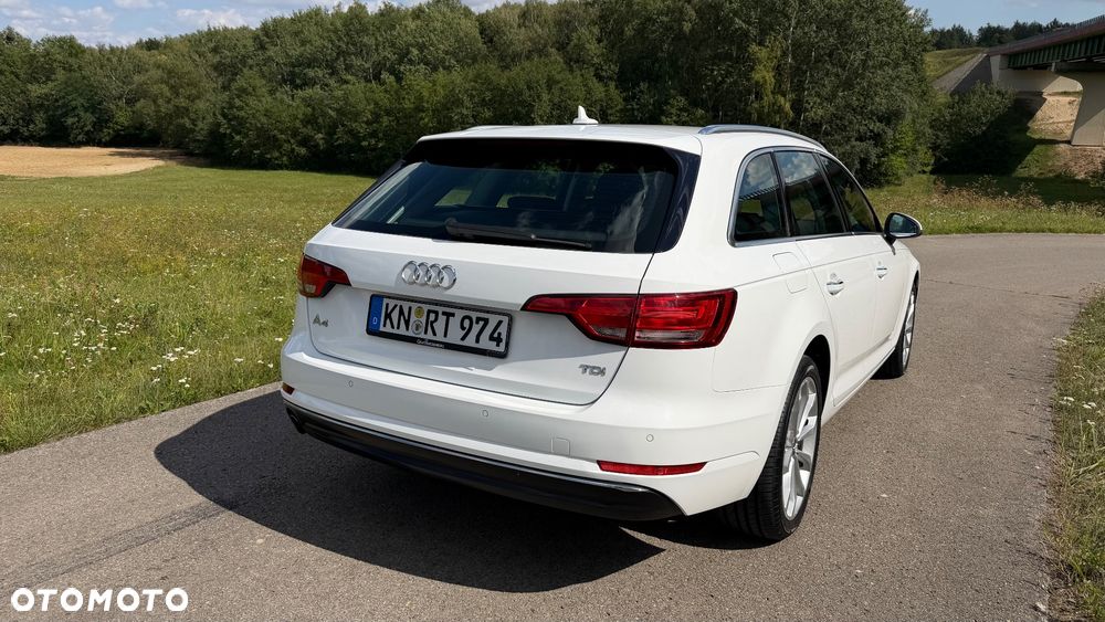 Audi A4 Avant 2.0 TDI S tronic - 38