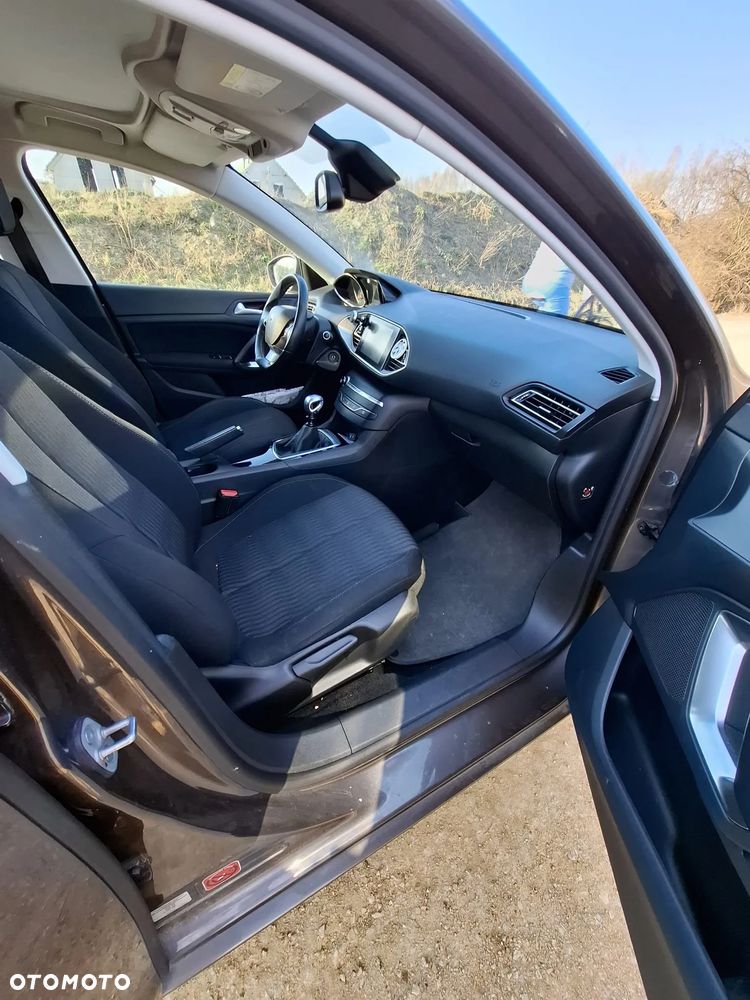 Peugeot 308 1.2 PureTech Active S&S - 6