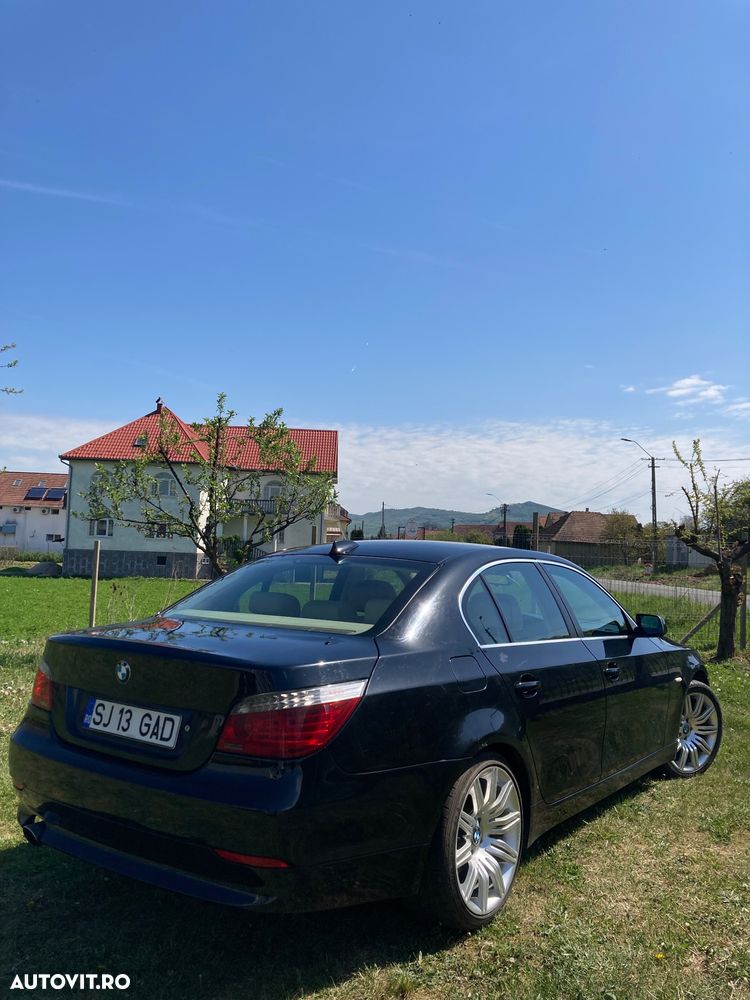 BMW Seria 5 520d - 2