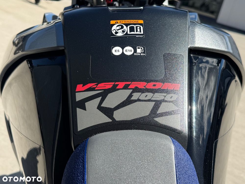 Suzuki V-STROM - 27