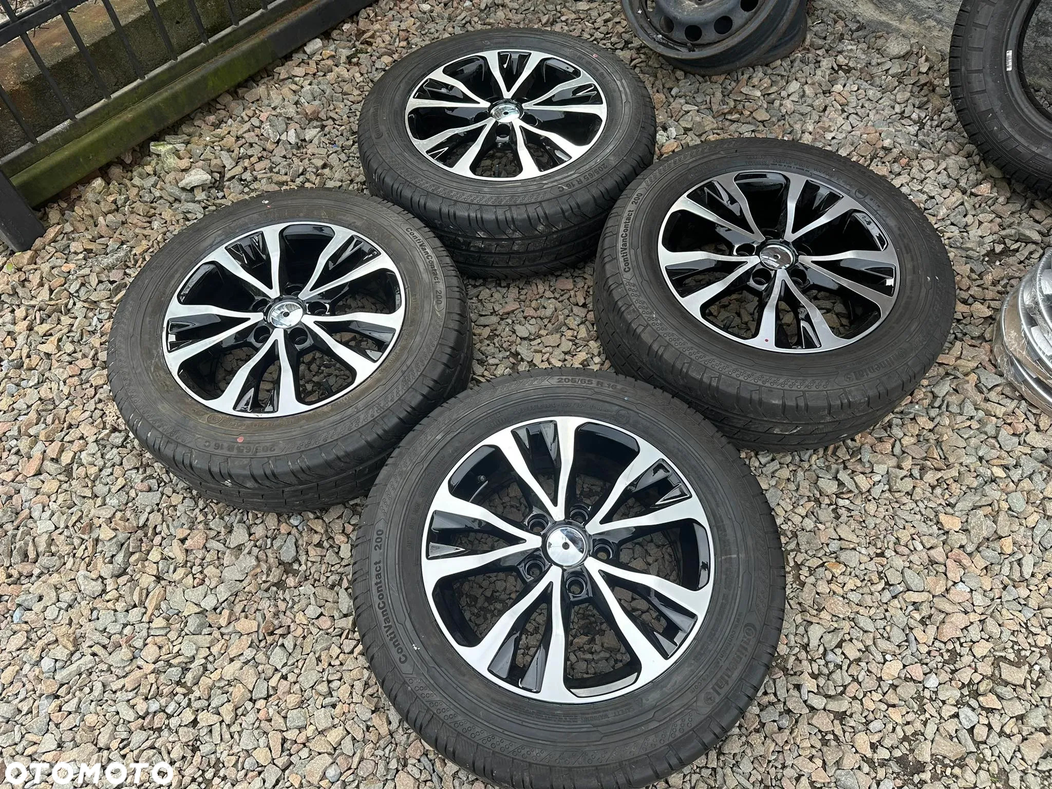215/65/16C Vivaro Trafic Talento Alufelgi Koła Lato Zima Zimowe 215/60/17C - 4
