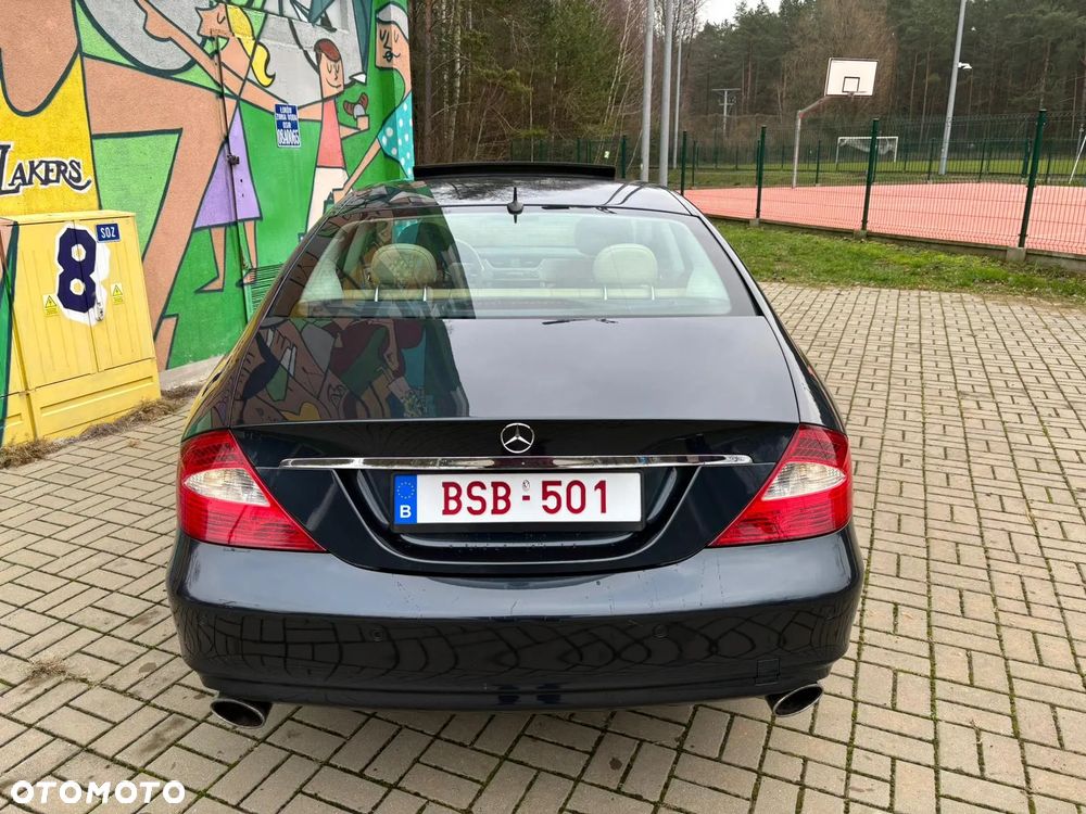 Mercedes-Benz CLS 350 - 11