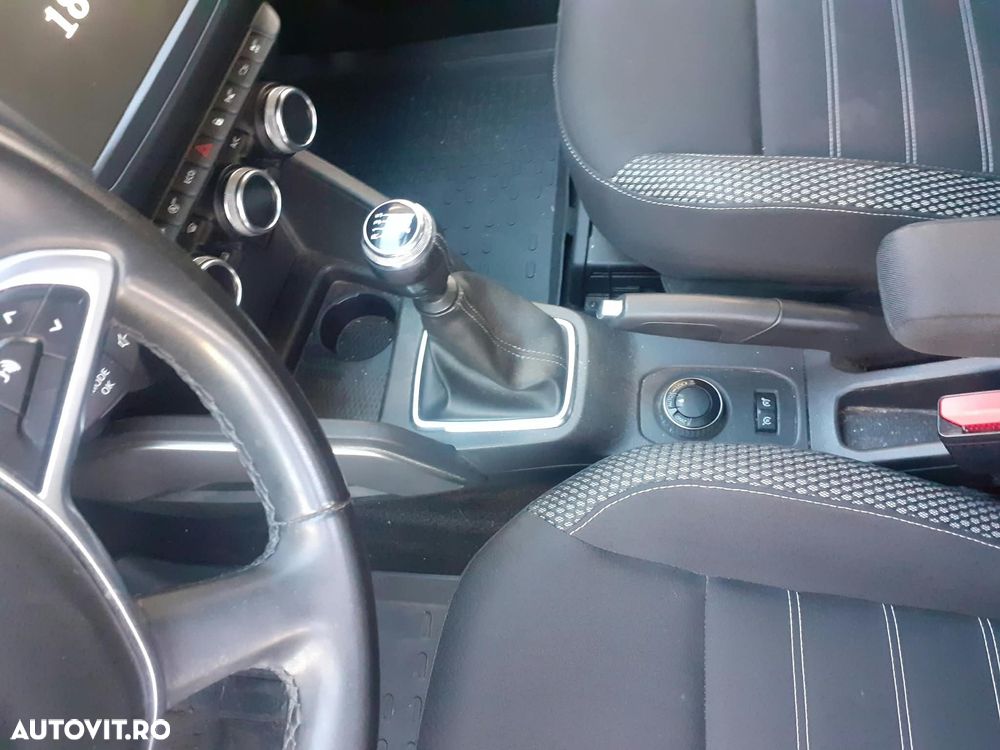 Dacia Duster TCe 150 4WD GPF Prestige - 6