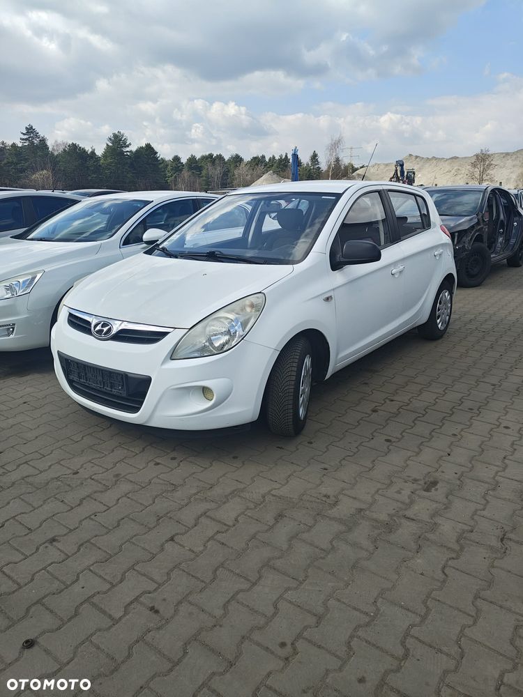 Hyundai I20 1.2 benz. części - 2