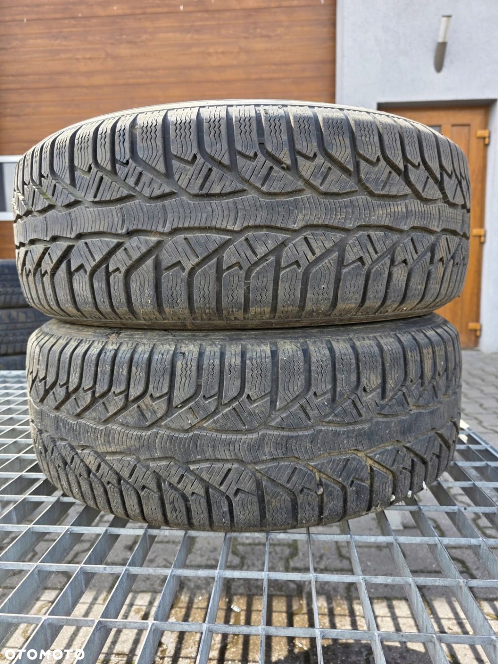 OPONY ZIMOWE KLEBER Krisalp HP2 2SZT 215/60 R16 - 1