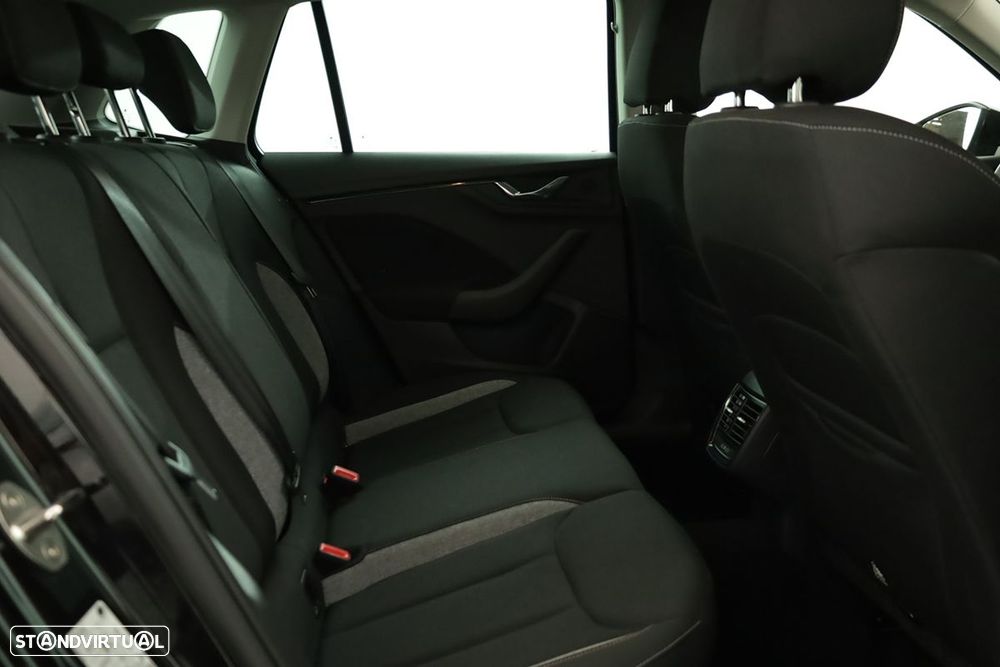 Skoda Kamiq 1.0 TSI Selection DSG - 21