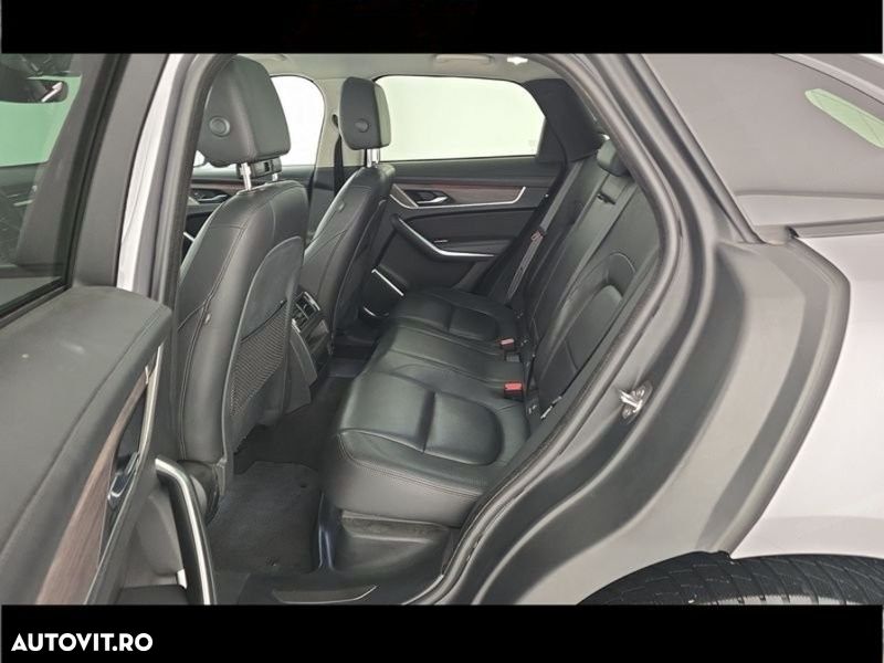 Jaguar F-Pace D200 AWD R-Dynamic SE - 12