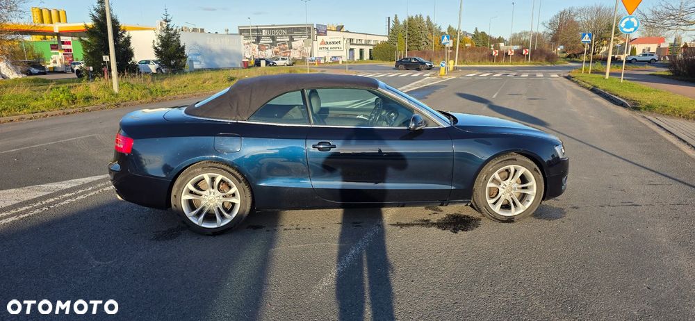 Audi A5 Cabrio - 2