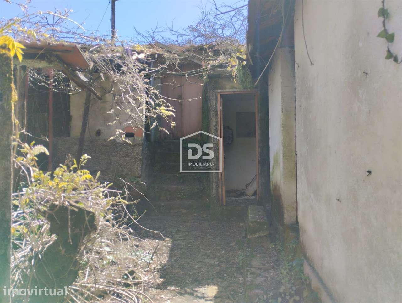 Moradia T1 Venda em Telões,Amarante - Grande imagem: 4/9