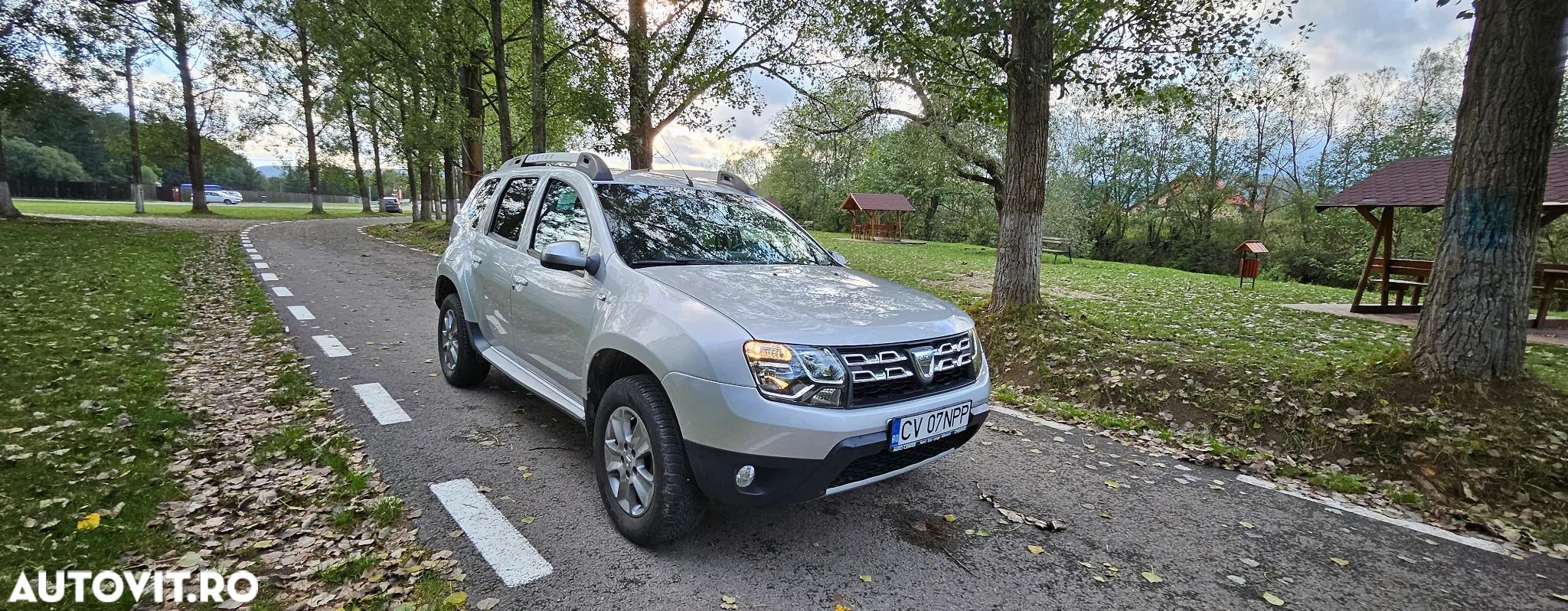 Dacia Duster 1.5 dCi 4x4 Laureate - 1