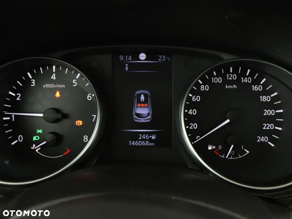 Nissan Qashqai 1.6 DIG-T N-Connecta - 23