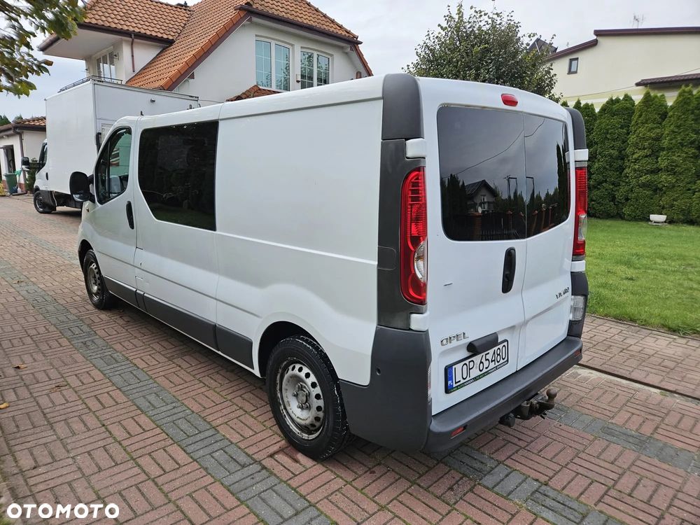 Opel Vivaro L2H1 2.9t - 7