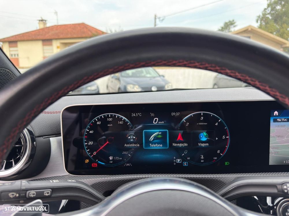 Mercedes-Benz CLA 180 d Shooting Brake AMG Line Aut. - 35