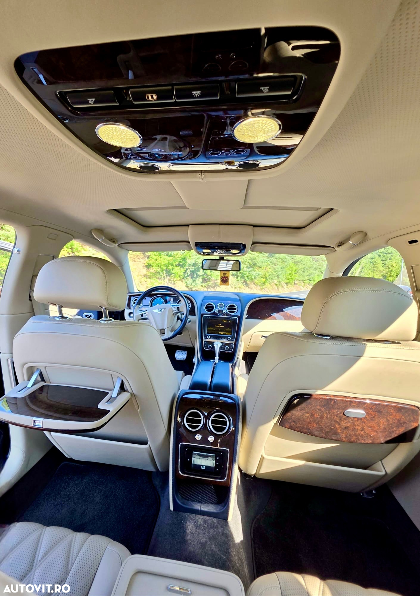 Bentley Flying Spur V8 Mulliner - 10