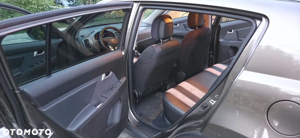 Kia Sportage 2.0 CRDI L AWD - 12