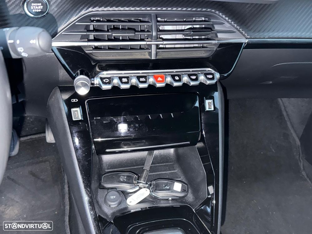 Peugeot e-2008 50 kWh SE Style - 14