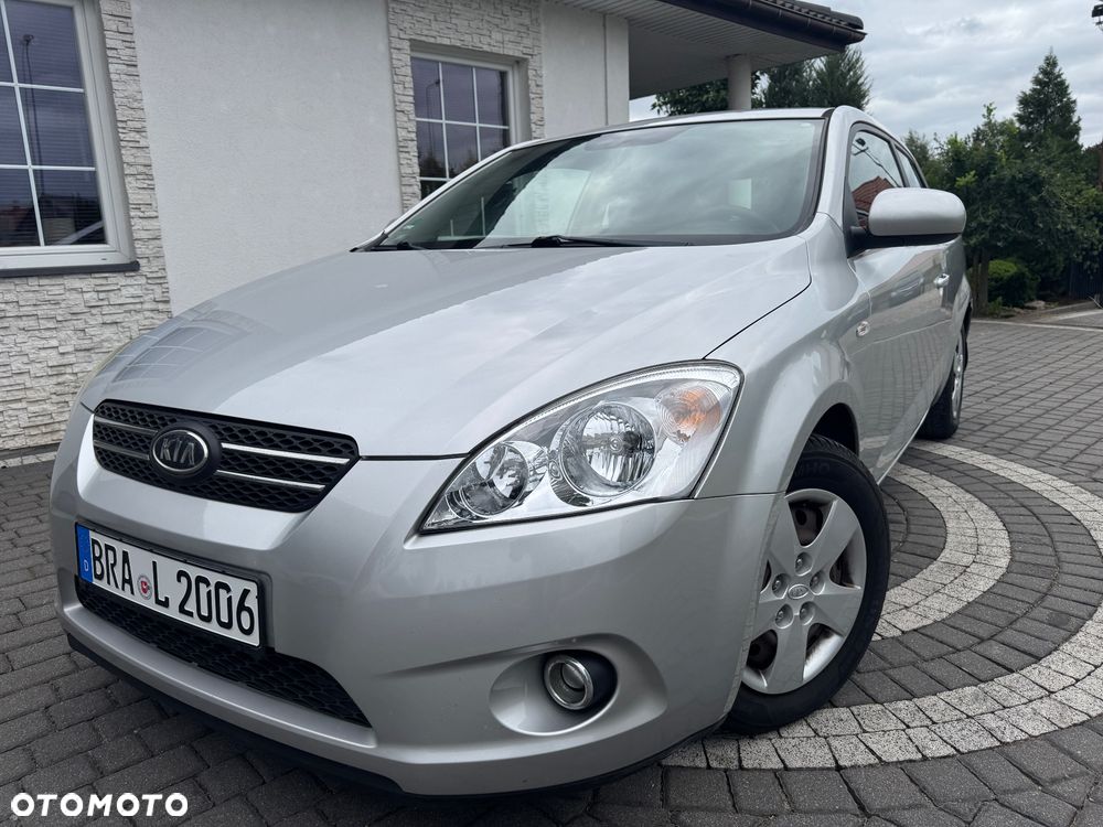Kia Ceed 1.6 CVVT ISG Spirit - 3