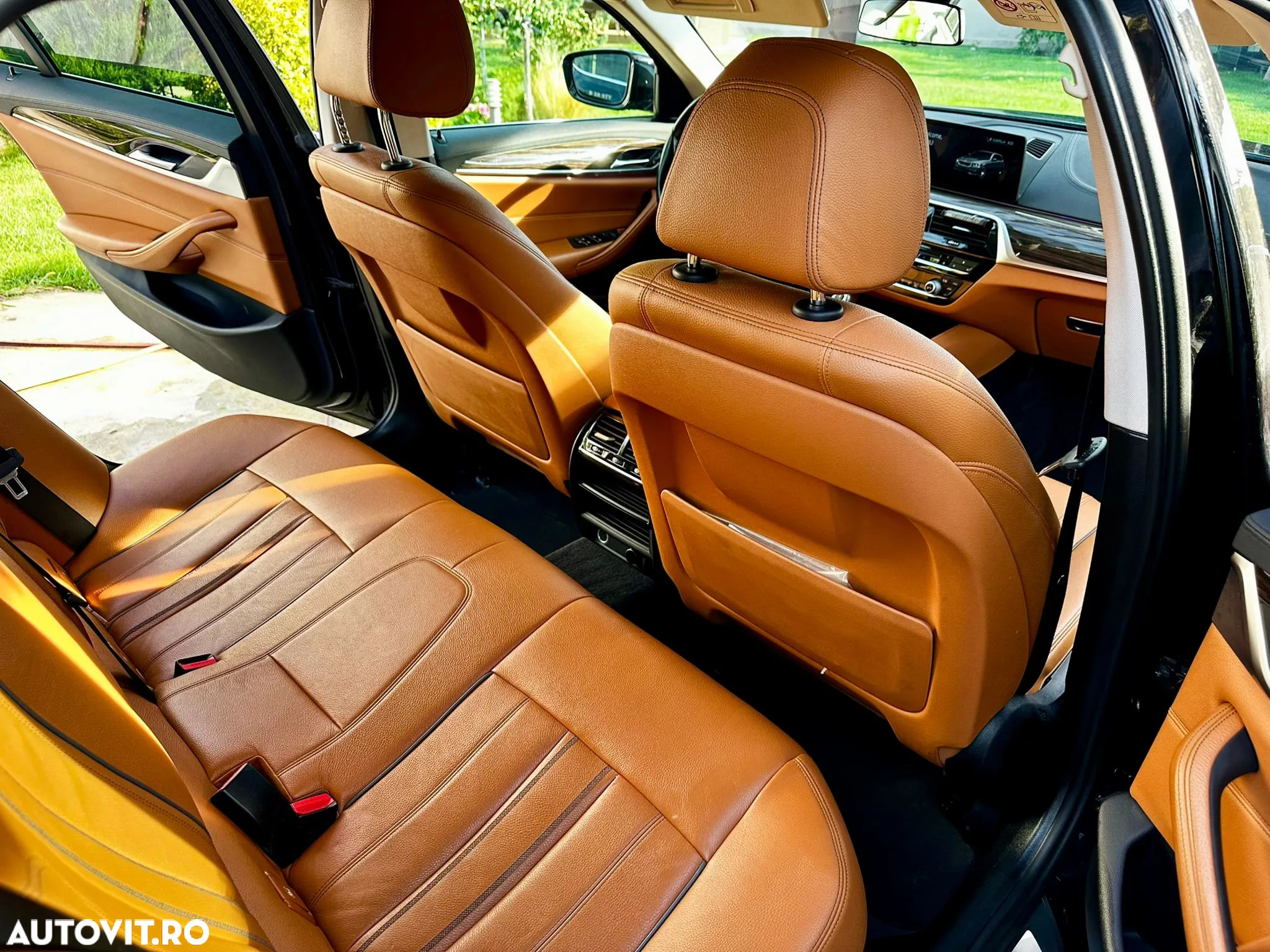 BMW Seria 5 520d AT - 4