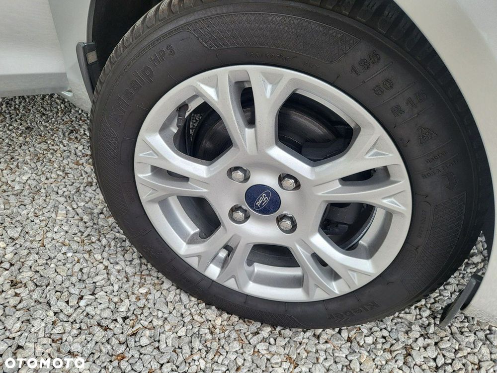 Ford Fiesta - 24