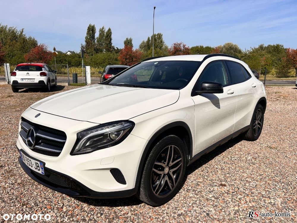 Mercedes-Benz GLA - 5