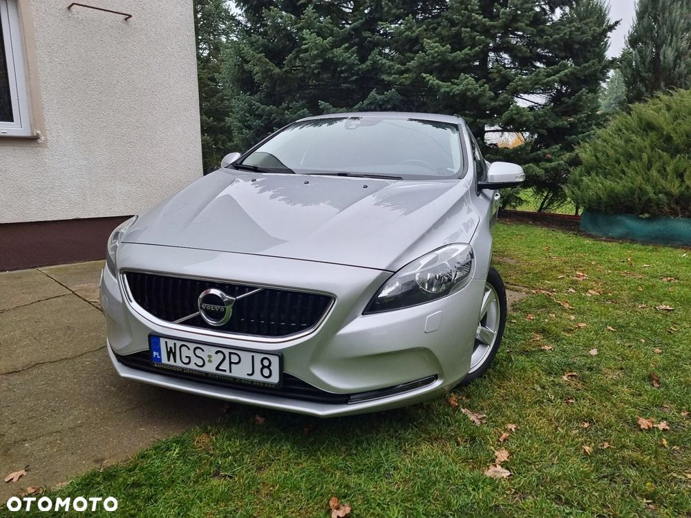 Volvo V40 D2 Drive-E Momentum - 34