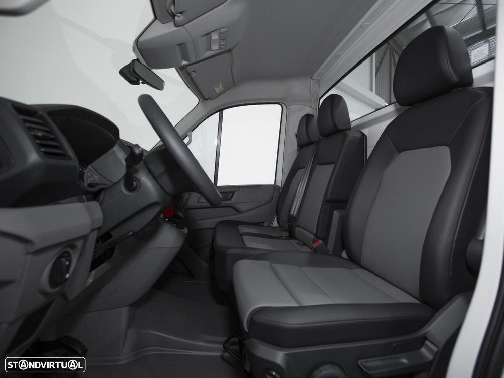 VW Crafter 2.0 TDI L3 Aut. - 6