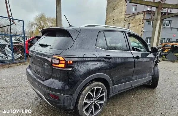 Dezmembrez Volkswagen T-CROSS - 1