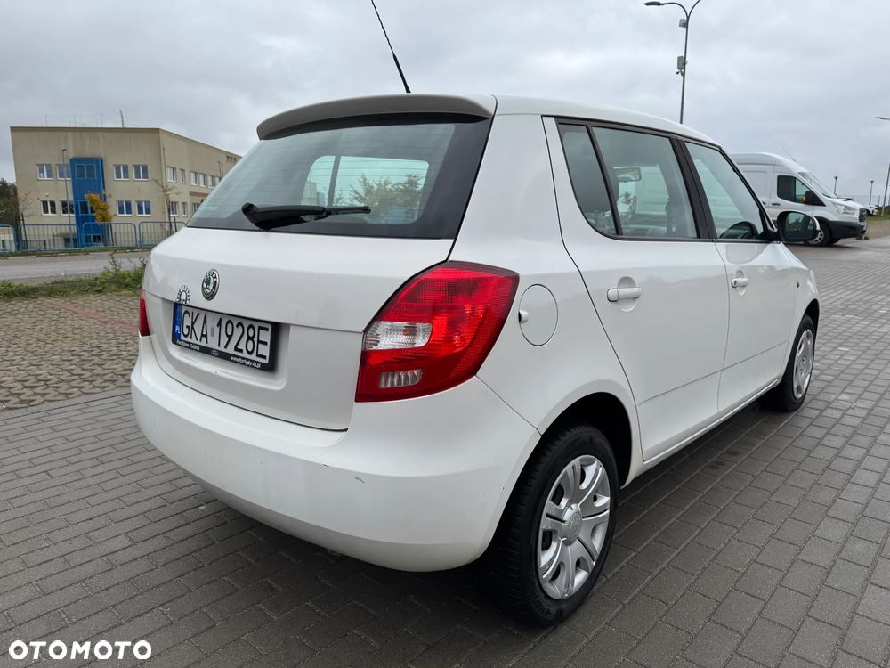 Skoda Fabia 1.6 TDI DPF Ambition - 6